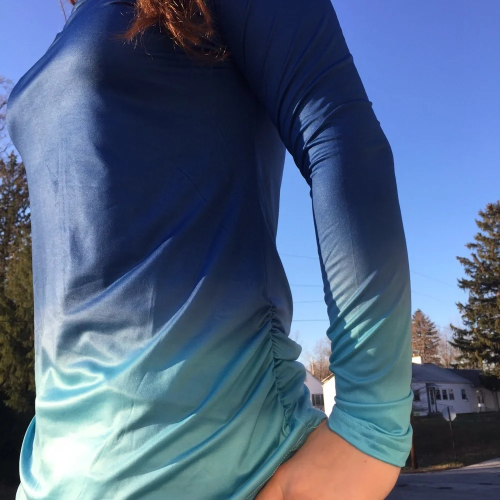 - Blue Ombré Ruched Hoodie SZ M! NEW!